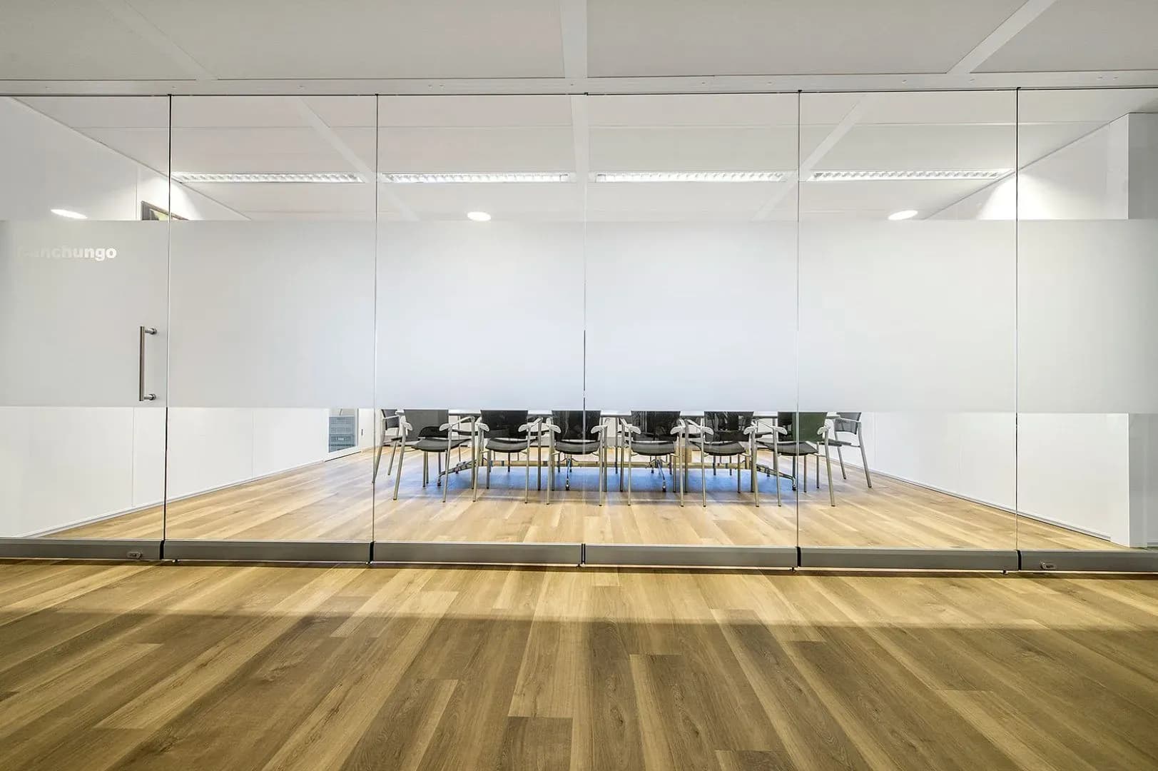 Trennwandsysteme aus Glas in Wien